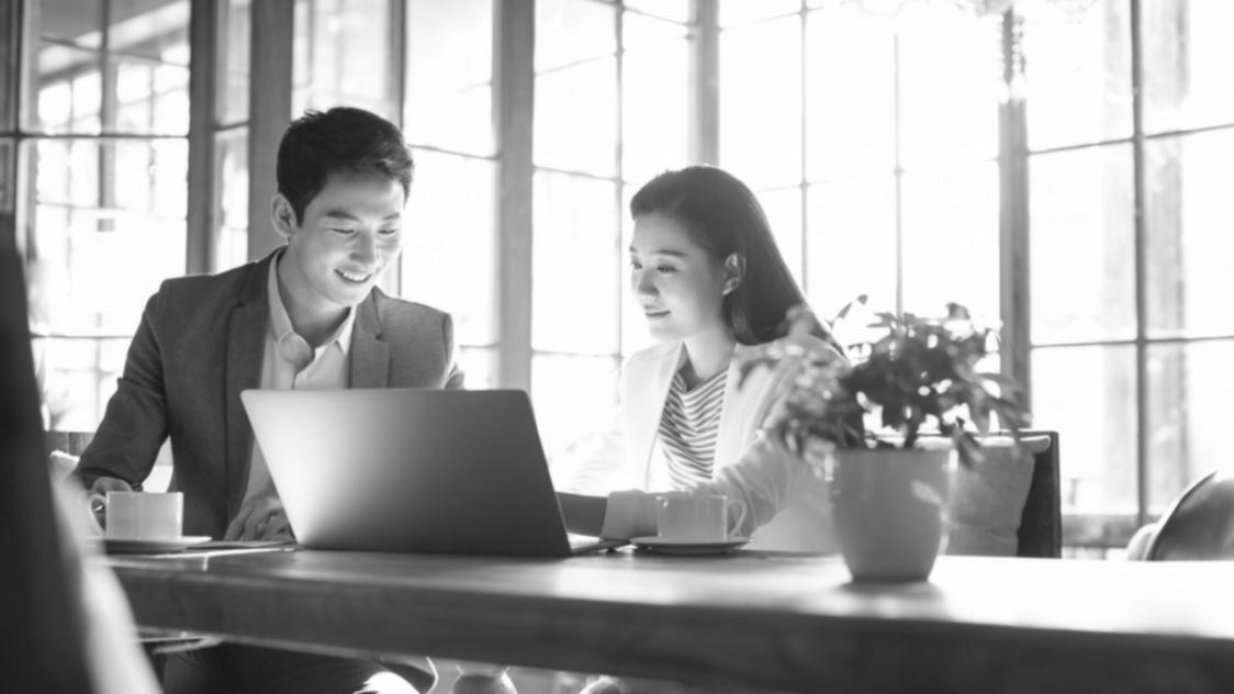 Strukturierte Analyse von Textdaten und semantischen Mustern